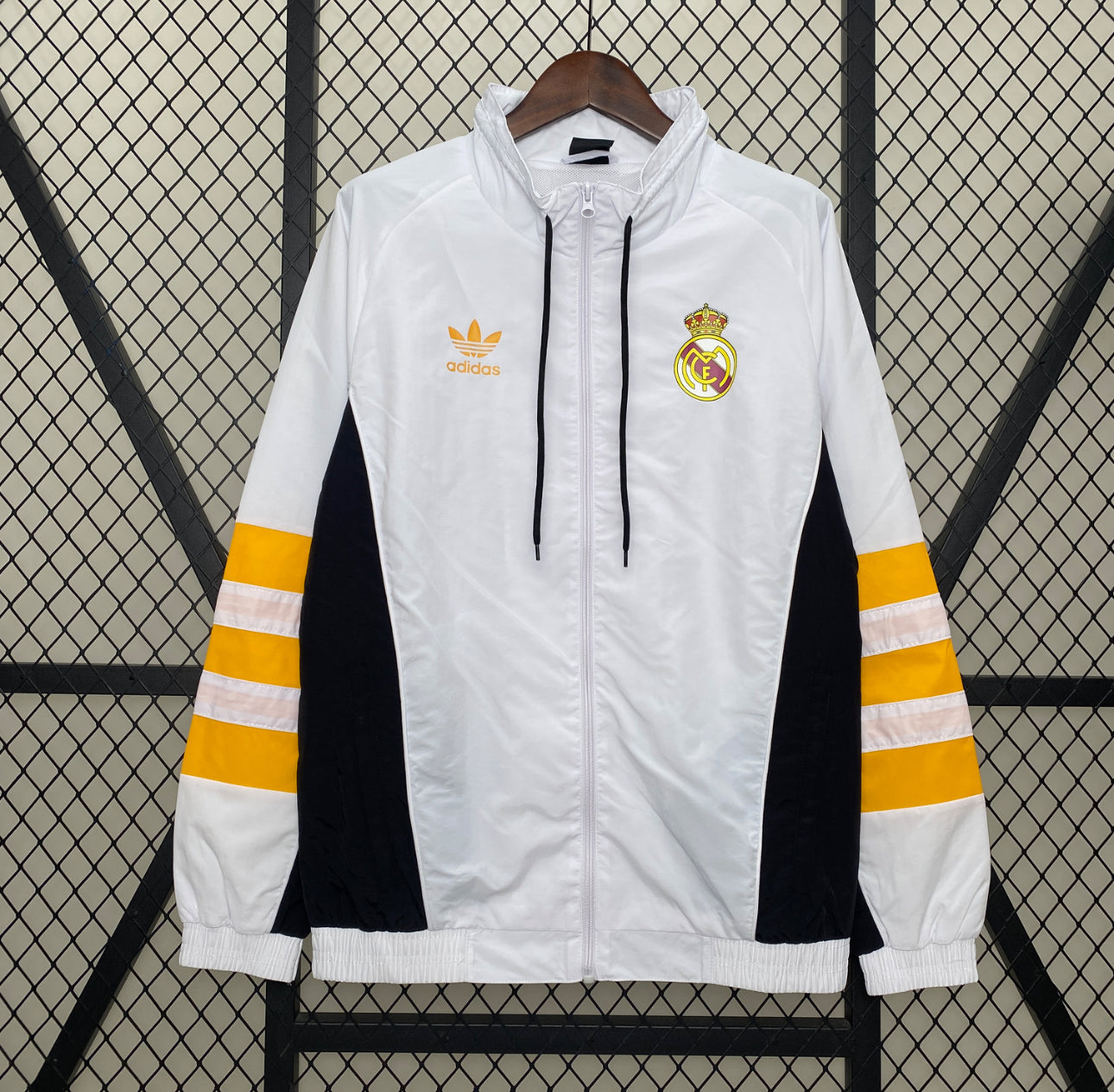 CORTAVIENTO REAL MADRID 25/26