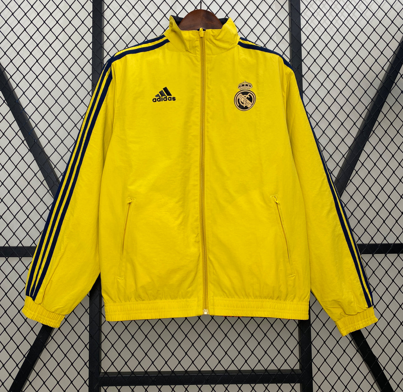 CORTAVIENTO REAL MADRID DOBLE FACE 25/26