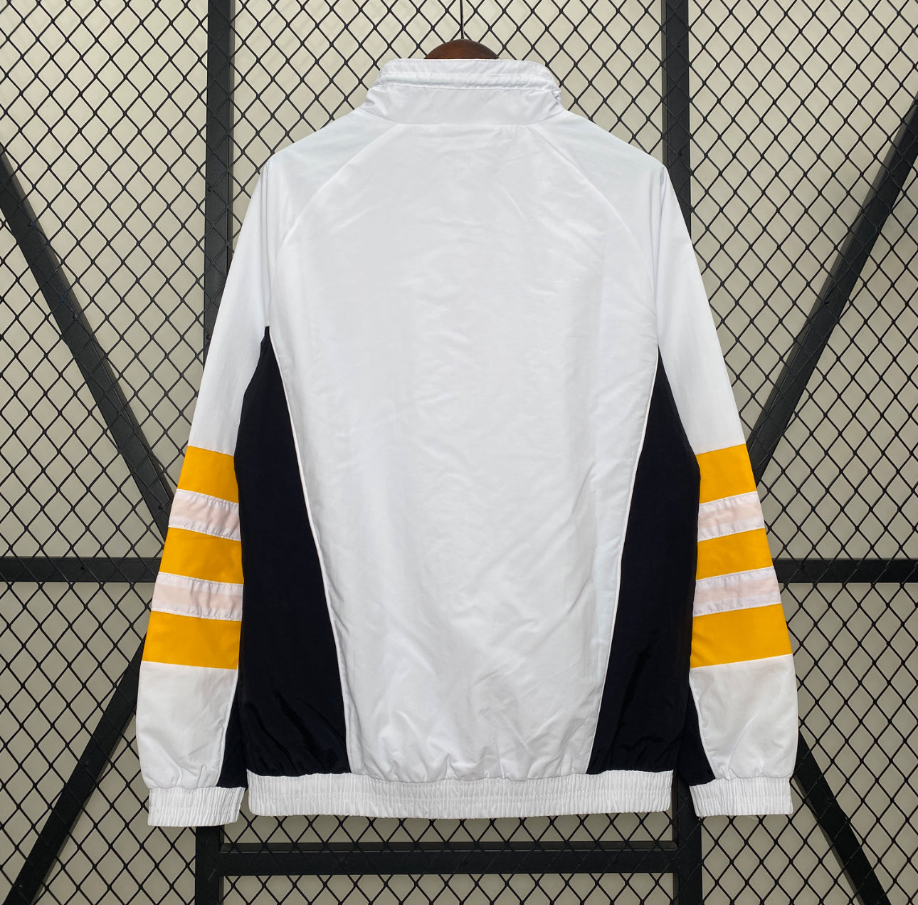 CORTAVIENTO REAL MADRID 25/26